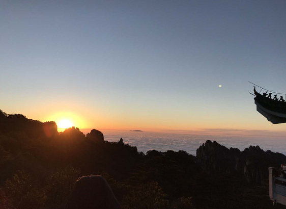 不聊风花雪月,这个中秋我们漫谈AI!